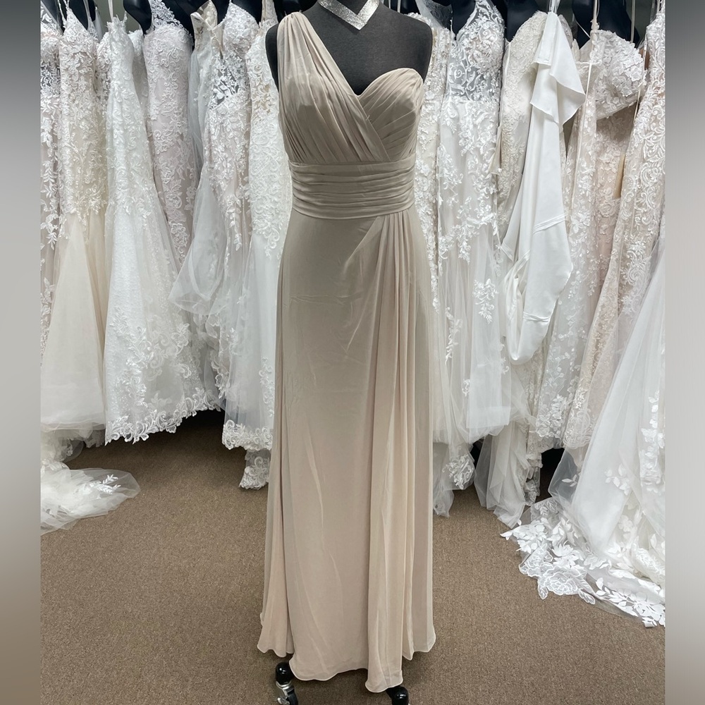 Watters & Watters Beige Formal Dress